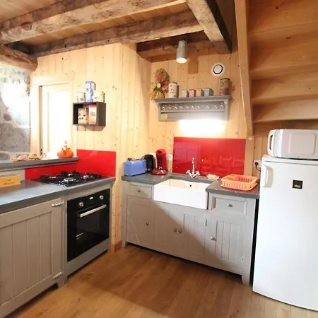 Maison De Caractere A 1000m D'altitude Avec Cour, Internet, Tv, Draps Fournis - Animaux Acceptes - Fr-1-742-319 펜션 *